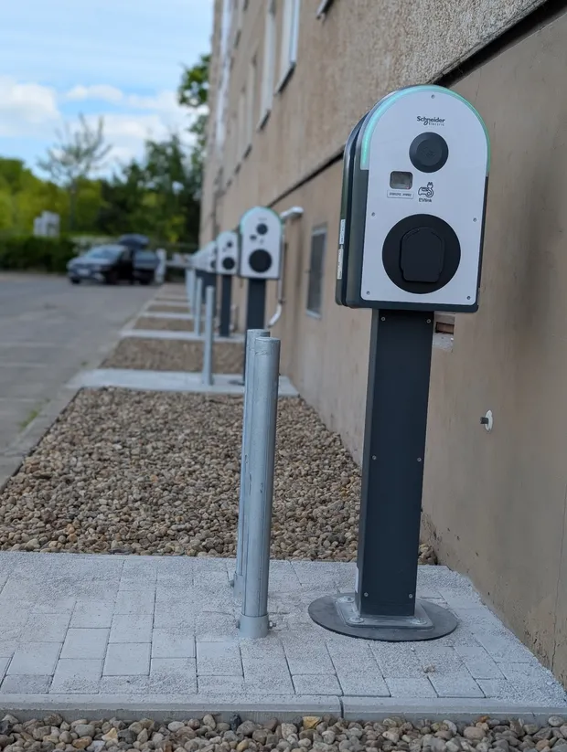 Elektrofahrzeuge während des Ladevorgangs